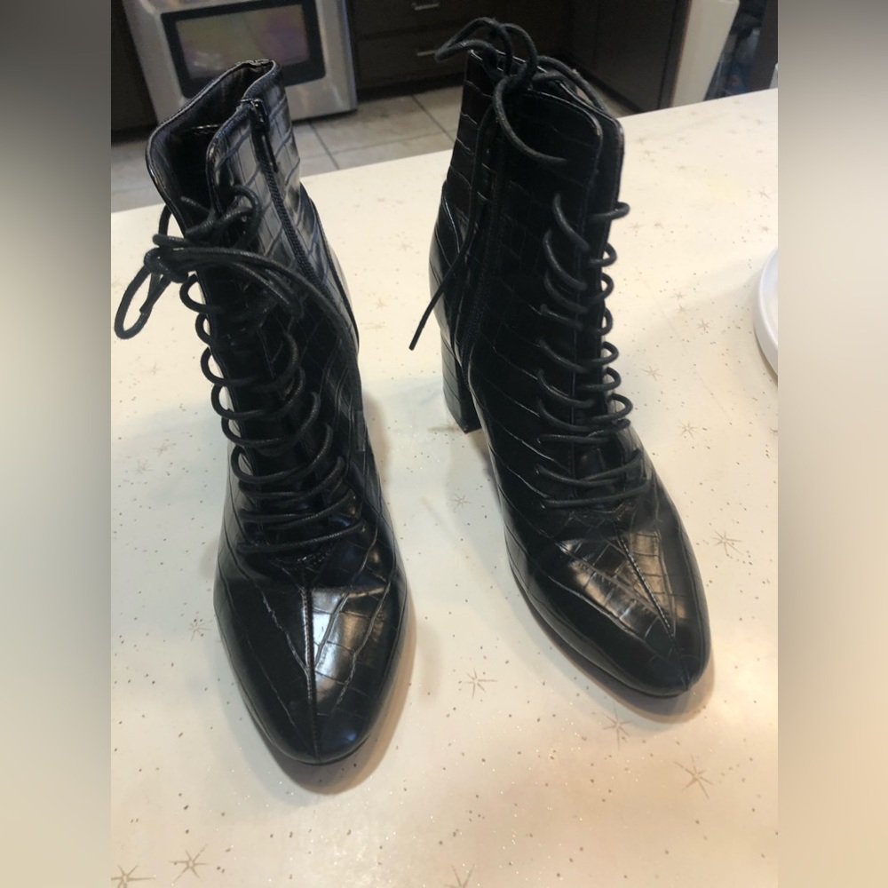 lace up booties nice!